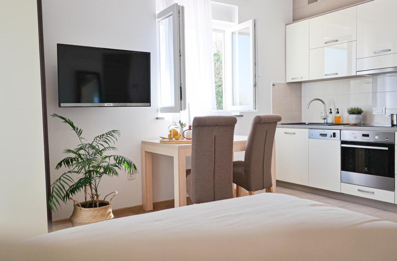 Karbonaca Apartments 파자나 외부 사진